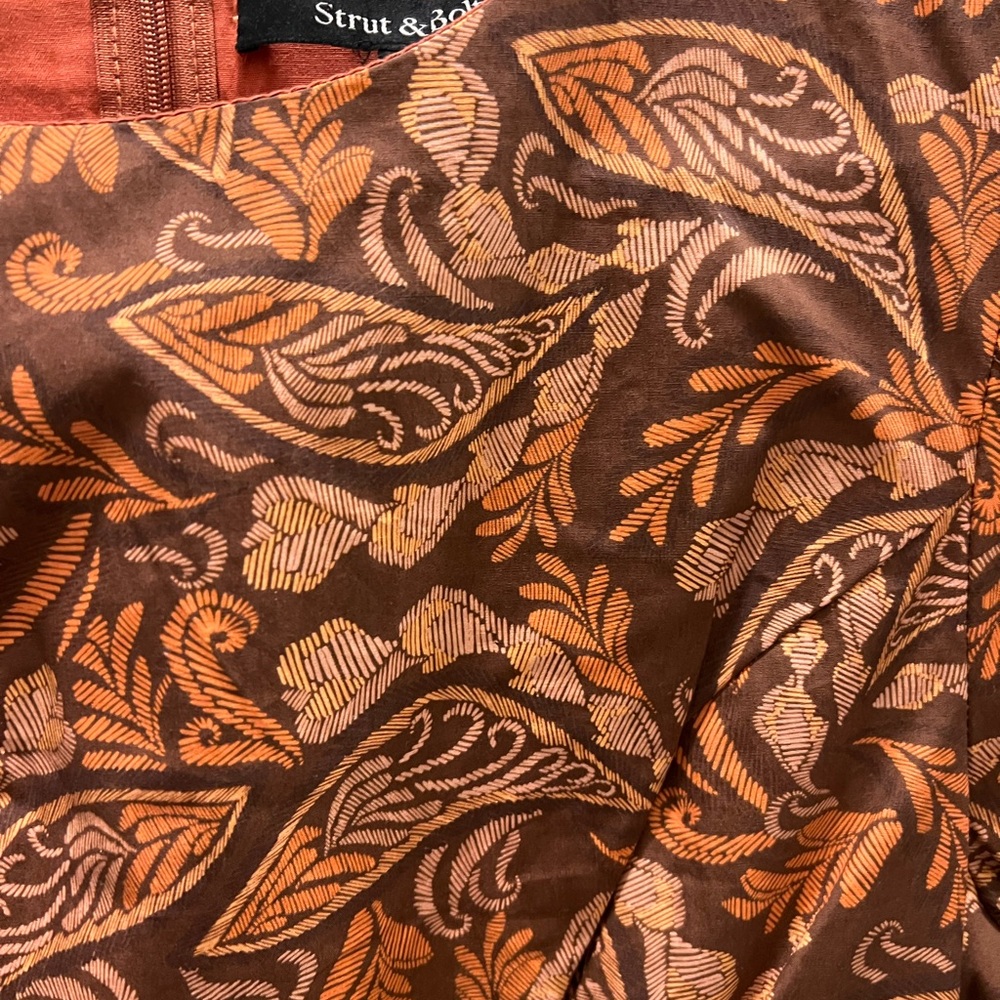 Chic Brown Patterned Mini Dress - Picture 4 of 4